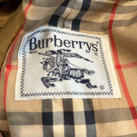 Burberry Tan Trench Coat - Picture 13 of 16